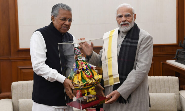 കൊവിഡ്-പ്രതിരോധം,-ദേശീയ-പാത,-മറ്റ്-പദ്ധതികള്-ചര്ച്ചയായി;-പ്രധാനമന്ത്രിയെ-പൊന്നാടയണിയിച്ച്-മുഖ്യമന്ത്രി