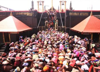 ശബരിമലയില്-വന്-ഭക്തജനത്തിരക്ക്;-കാനന-പാത-വഴി-ക്ഷേത്രത്തിലെത്തുന്നവരുടെ-എണ്ണത്തിലും-റെക്കോര്ഡ്-വര്ധന