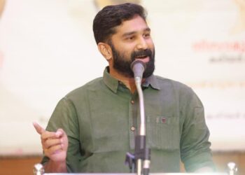 ‘അബ്രാഹ്മണര്‍-പാചകം-ചെയ്യുന്ന-സസ്യേതര-വിഭവങ്ങള്‍-കൂടി-വിളമ്പപ്പെടുന്ന-ഇടങ്ങളായി-നമ്മുടെ-കലോത്സവ-വേദികള്‍-നാളെകളിലെങ്കിലും-മാറട്ടെ’;-വിടി-ബല്‍റാം