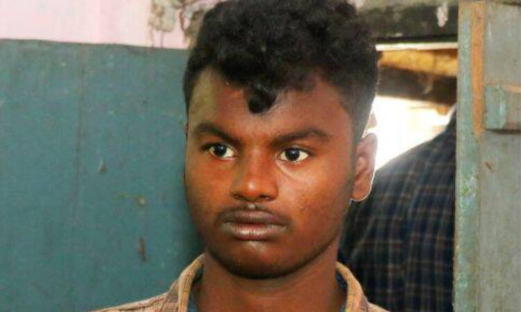 ഏത്-മരത്തിലും-ഓടിക്കയറും,-ഇഷ്ടം-പോത്തുകളോട്;-പൊലീസ്-വിളിച്ചാല്‍-ഇടയാന്‍-നില്‍ക്കാതെ-കൂടെ-പോവും,-കൊല്ലം-കേസില്‍-അറസ്റ്റിലായ-നാസു-ഇങ്ങനെ