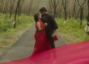 “അസറിന്-വെയിലല-പോലെ-നീ’;-പ്രണയാര്ദ്രമായി-നിരഞ്ജും-അനഘയും;-ഡിയര്-വാപ്പിയിലെ-ഗാനം-പുറത്ത്
