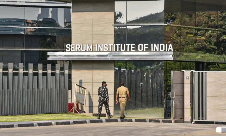 ‘നാല്-ദശലക്ഷം-മനുഷ്യരുടെ-ജീവന്-രക്ഷിച്ചവരെ-കൊലപാതകികളെന്ന്-മുദ്രകുത്തുന്നു’;-100-കോടി-നഷ്ടപരിഹാരം-വേണമെന്ന്-സിറം-ഇന്സ്റ്റിറ്റ്യൂട്ട്