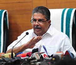 താരങ്ങളുടെ മയക്കുമരുന്ന് ഉപയോഗവുമായി ബന്ധപ്പെട്ട് വിവരങ്ങൾ തന്നാൽ അന്വേഷിക്കുമെന്ന് മന്ത്രി സജി ചെറിയാൻ