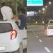 മദ്യപിച്ച് ഓടുന്ന കാറിന് മുകളില് പുഷ് അപ് എടുത്ത് യുവാവ്; കേസ്, പിഴ