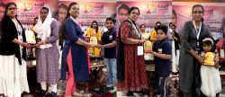 കേളി കുടുംബവേദി യാത്രയയപ്പ് നൽകി