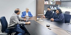 ഡോക്ടർ കാന സുരേഷൻ മെൽബണിലെ ഐ എച്ച് എൻ ഏ ക്യാമ്പസ് സന്ദർശിച്ചു