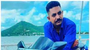 ഭാര്യയും കാമുകിയും ജീവിതം ദുഃസഹമാക്കുന്നു; സ്വയം വെടിവെച്ച് മരിച്ച മാധ്യമ പ്രവര്ത്തകന്റെ ആത്മഹത്യാ കുറിപ്പ്