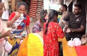 12 രൂപ വിലയുള്ള ചായക്ക് 200 രൂപ വിലയുള്ള തക്കാളി ഫ്രീ