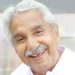 പരാതികളും പ്രാർത്ഥനകളുമായി ഉമ്മൻചാണ്ടിയെ കാണാൻ ജനപ്രവാഹം