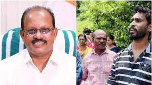 വീട് വെയ്ക്കാൻ പലിശ രഹിത വായ്പ, മന്ത്രിയുടെ പേരിൽ പാർട്ടി ഭാരവാഹികൾ പണം തട്ടിയതായി പരാതി