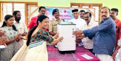 മമ്മൂട്ടിയുടെ ആ’ശ്വാസം’ പദ്ധതി ഇനി പാലക്കാട്ടും: ഓക്സിജൻ കോൺസെൻട്രേറ്റർ വിതരണം ചെയ്തു