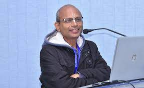 ഹിമാചലിലെ പ്രളയവും മണ്ണിടിച്ചിലിനും കാരണം മാംസം ഭക്ഷിക്കുന്നത്, വിവാദ പ്രസ്താവനയുമായി ഐഐടി ഡയറക്ടര്