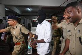 കളമശ്ശേരി സ്ഫോടനക്കേസ്; പ്രതി മാർട്ടിന്റെ വിദേശ ബന്ധങ്ങൾ പരിശോധനൊരുങ്ങി പൊലീസ്, തിരിച്ചറിയൽ പരേഡിനും നീക്കം