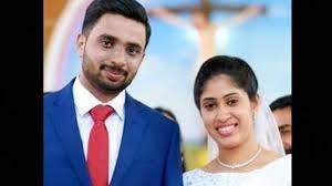 യുഎസിലെ ഷിക്കാഗോയിൽ മലയാളി യുവതിയ്ക്ക് വെടിയേറ്റ സംഭവം; മീരയുടെ ഗർഭസ്ഥ ശിശു മരിച്ചു