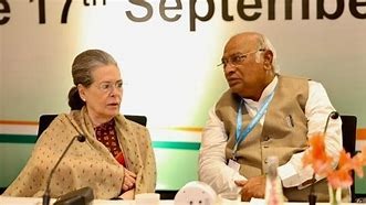അയോധ്യ പ്രതിഷ്ഠാ ചടങ്ങ്; സമ്മർദ്ദം ശക്തമായി, പിൻമാറി കോൺഗ്രസ്, പ്രധാന കോൺഗ്രസ് നേതാക്കൾ ചടങ്ങിന് പോകില്ല
