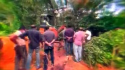 ‘ആദ്യം വിദേശത്തെന്ന് പറഞ്ഞു, വീണ്ടും എത്തിയപ്പോൾ അമ്മയുടെ സംസാരത്തിൽ ദുരൂഹത’; ഷൈനിയെവിടെ?