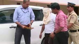 കൈവെട്ട് കേസിൽ സവാദിന്റെ ഫോണുകൾ പരിശോധിക്കും; തിരിച്ചറിയൽ പരേഡ് നടത്തി കസ്റ്റഡിയിൽ വാങ്ങാൻ എൻഐഎ