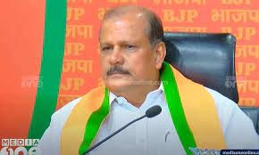 ‘ബിജെപി അംഗത്വമെടുത്തത് മതമേലധ്യക്ഷൻമാരുടെ അനുഗ്രഹത്തോടെ, നേതൃത്വം പറഞ്ഞാൽ കേരളത്തിലെവിടെയും മത്സരിക്കും’