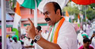 57800 കോടി കേന്ദ്രത്തിൽ നിന്ന് കിട്ടാനുണ്ടെന്ന് പറയുന്നത് നുണ,കേരളത്തിൽ നികുതി പിരിവ് പരാജയമെന്ന് വിഡിസതീശന്