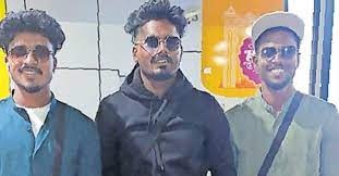 റഷ്യൻ യുദ്ധഭൂമിയിൽ കുടുങ്ങിയ അഞ്ചുതെങ്ങുകാരെ തിരികെ എത്തിക്കണം: കേന്ദ്രമന്ത്രിക്ക് കത്തയച്ച് മുഖ്യമന്ത്രി