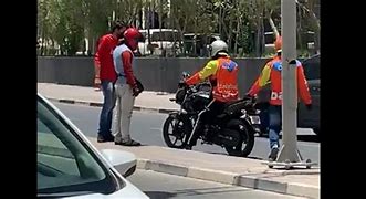 ആറ് ഡെലിവറി, ട്രാവൽ ആപ്പുകൾക്ക് വിലക്ക്; നടപടി നിയമങ്ങൾ പാലിക്കാത്തതിനെ തുടര്ന്ന്