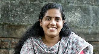 കെഎസ്ആർടിസി ബസിന് കുറുകെ കാറിട്ട് യാത്ര തടസ്സപ്പെടുത്തി, മേയർക്കെതിരെ കേസെടുക്കണം; മനുഷ്യാവകാശ കമ്മീഷന് പരാതി