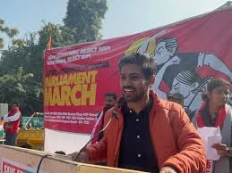 രാജ്യവിരുദ്ധ പ്രവർത്തി ആരോപിച്ച് മലയാളി വിദ്യാർത്ഥിയെ മുംബൈ ടാറ്റ ഇൻസ്റ്റിറ്റ്യൂട്ടിൽ നിന്ന് സസ്പെന്റ് ചെയ്തു