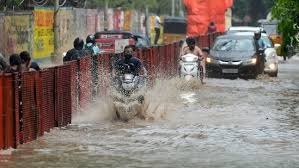 ദുരിത മാരിയിൽ കേരള൦
