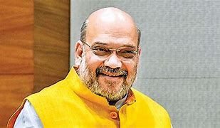 റാലിയിൽ കുട്ടികൾ; അമിത്ഷാക്കെതിരെ പരാതി നൽകി കോൺഗ്രസ്, കേസെടുത്തു
