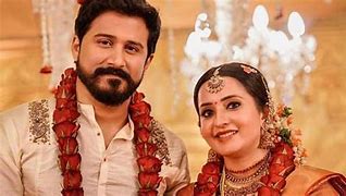 ‘സിംഗിള് മദറാണ്’: ഭര്ത്താവുമായി വേര്പിരിഞ്ഞത് സ്ഥിരീകരിച്ച് നടി ഭാമ