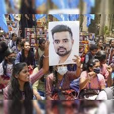 പ്രജ്വൽ വിവാദത്തിൽ കാലിടറി ബിജെപി
