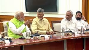സത്യപ്രതിജ്ഞ നാളെ നടക്കാനിരിക്കെ സ്പീക്കർ ചർച്ചകൾ തുടരും; മന്ത്രിമാരുടെ പട്ടിക ഇന്നോ നാളെയോ തീരുമാനിക്കും