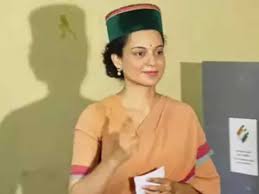 ബാഗ് പായ്ക്ക് ചെയ്ത് സ്ഥലം വിട്ടോ’; മാണ്ടിയിലെ മുന്നേറ്റത്തിന് പിന്നാലെ കോണ്ഗ്രസ് സ്ഥാനാർത്ഥിയോട് കങ്കണ