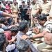 സാംസങ് ഫാക്ടറിക്ക് മുന്നിൽ തൊഴിലാളി സമരം; ഇരുന്നൂറോളം പേരെ പൊലീസ് അറസ്റ്റ് ചെയ്തു