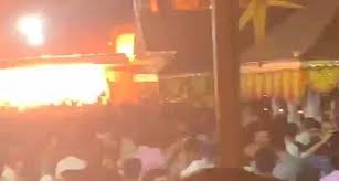 നീലേശ്വരത്ത് കളിയാട്ടത്തിനിടെ പടക്കപ്പുരയ്ക്ക് തീപിടിച്ചു; 154 പേർക്ക് പരിക്ക്, എട്ട് പേരുടെ നില ഗുരുതരം