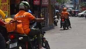 ദൂരം അധികമാക്കി കാണിച്ചു, കൂടുതൽ പണം വാങ്ങി, സ്വിഗ്ഗിയോട് 35,000 രൂപ പിഴയടക്കാന് കോടതി