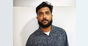 ഭാര്യക്കും ഭര്ത്താവിനും യുകെ ജോലി റെഡി, ചെലവിലേക്ക് വേണ്ടത് 2 ലക്ഷം; മെഡിക്കലിന് ചെന്നപ്പോൾ ഫോൺ ഓഫ്, അറസ്റ്റ്