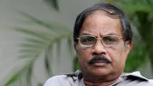 എംടി വാസുദേവൻ നായരുടെ ആരോഗ്യനില ഗുരുതരമായി തുടരുന്നു; കുടുംബാംഗങ്ങളുമായി മുഖ്യമന്ത്രി സംസാരിച്ചു