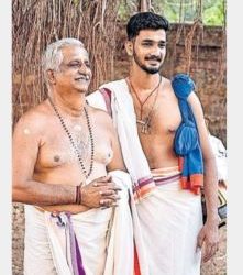 പാരമ്പര്യത്തിന്റെ ‘പെരുക്കം’ : പെരുവനം കുട്ടൻ മാരാരുടെ മകന് മത്സരിച്ച നാലിനങ്ങളിലും ഒന്നാം സ്‌ഥാനം