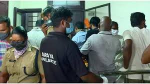 കസ്റ്റംസ് ക്വാർട്ടേഴ്സിലെ കൂട്ട ആത്മഹത്യ; കുറിപ്പ് കണ്ടെത്തി,സഹോദരിയുടെ ജോലിയുമായി ബന്ധപ്പെട്ട വിഷയമെന്ന് സൂചന