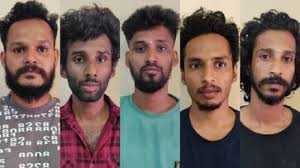പാടത്തു വളർത്തുന്ന താറാവിനെ പിടിച്ചുകൊണ്ടുപോയി ഗുണ്ടകള്, എതിര്ത്ത വയോധികയെ മർദിച്ചു; പ്രതികൾ അറസ്റ്റിൽ