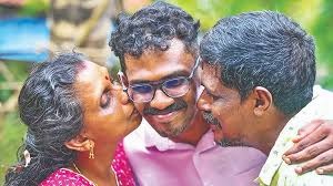 പഠനം ആശുപത്രി വാർഡിലിരുന്ന്; നേടിയത് സിവിൽ സർവീസ്