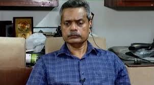 ‘ഉദ്യോഗസ്ഥര് അവരുടെ സൗകര്യം അനുസരിച്ചാണ് ഫയലുകൾ കൈകാര്യം ചെയ്യുന്നത്, വെറുതെ കോറിയിട്ട് തിരിച്ചയക്കും’; ഡോ. ഹാരിസ് ചിറക്കൽ