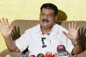 ‘അച്യുതാനന്ദനെ പിണറായി വഞ്ചിച്ചു, കേരള കണ്ട ഏറ്റവും വലിയ ഒറ്റുകാരൻ’; പരസ്യ സംവാദത്തിന് വെല്ലുവിളിച്ച് അൻവർ