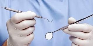 പല്ലിലെ അഴുക്ക് നീക്കാനെത്തിയ സ്ത്രീയുടെ കവിൾ തുളച്ചു, ഇന്ത്യൻ വംശജനായ ദന്ത ഡോക്ടർക്കെതിരെ കൂടുതൽ കുറ്റങ്ങൾ