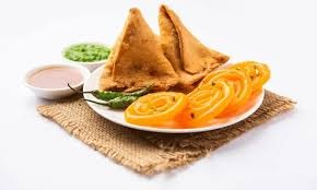 സമൂസയിലും ജിലേബിയിലും എത്ര കലോറി അടങ്ങിയിട്ടുണ്ട്? എന്താണ് കലോറി?