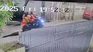 കൊച്ചിയെ നടുക്കിയ ആക്രമണം: വടുതല സ്വദേശികളായ ദമ്പതികളുടെ നില ഗുരുതരം; ആക്രമണത്തിന് ശേഷമുള്ള ദൃശ്യങ്ങൾ പുറത്ത്