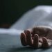 ‘അച്ഛനും അമ്മയും അവസാനമായി ഒന്ന് കെട്ടിപിടിക്കണം’; ബാങ്കിനുള്ളിൽ വെച്ച് കീടനാശിനി കഴിച്ച് ജീവനക്കാരിയായ യുവതി ജീവനൊടുക്കി