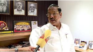 വരുത്തിവെച്ച ദുരന്തം, ആളെക്കൂട്ടാൻ മനപ്പൂർവ്വം 7 മണിക്കൂർ വൈകി, വിജയ് ഉത്തരം പറയണം; ആരോപണവുമായി ഡിഎംകെ സംഘടന സെക്രട്ടറി