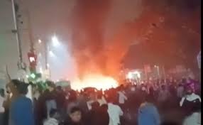 പാകിസ്ഥാന് ഐക്യദാർഢ്യം, ഇന്ത്യയിലെ സ്ഫോടനത്തിൽ ഭീകരവാദം എന്ന വാക്ക് പോലുമില്ല; കടുത്ത വിമർശനം നേരിട്ട് യുഎസ് എംബസി